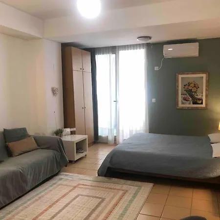 Central City ,thessaloniki,elegant,spacious Studio Apartment Thessaloniki